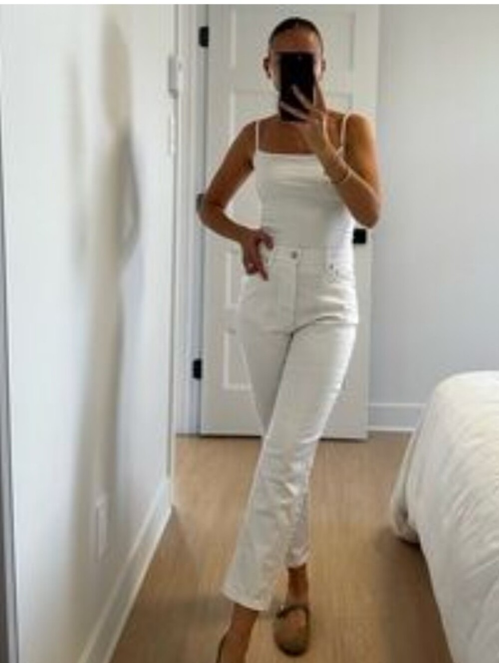 White High-Rise Button-Fly Women’s Jeans Aize 24